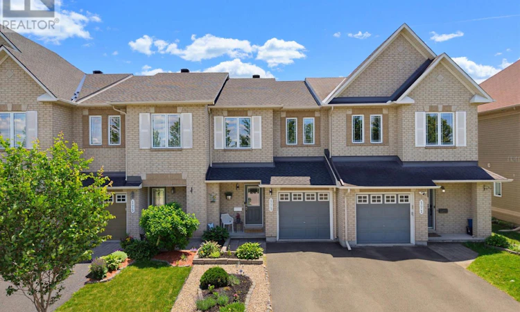 173 Silvermoon Crescent