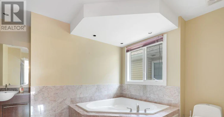 5 Escade Drive, Ottawa, ON, K2G 6R9 - 37