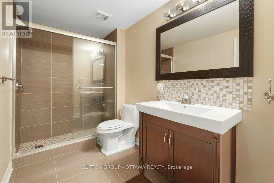 5 Escade Drive, Ottawa, ON, K2G 6R9 - 41