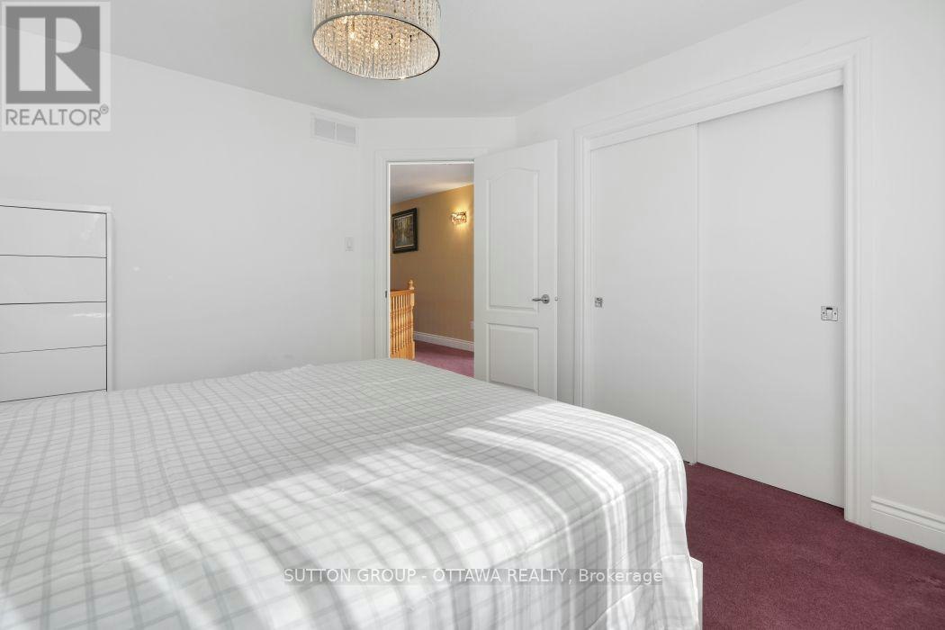 5 Escade Drive, Ottawa, ON, K2G 6R9 - 34