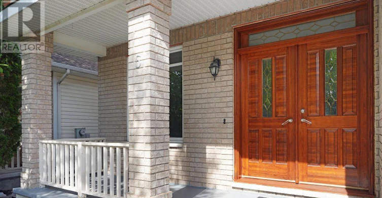 5 Escade Drive, Ottawa, ON, K2G 6R9 - 2