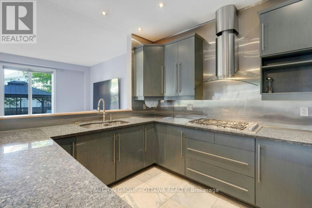 5 Escade Drive, Ottawa, ON, K2G 6R9 - 12