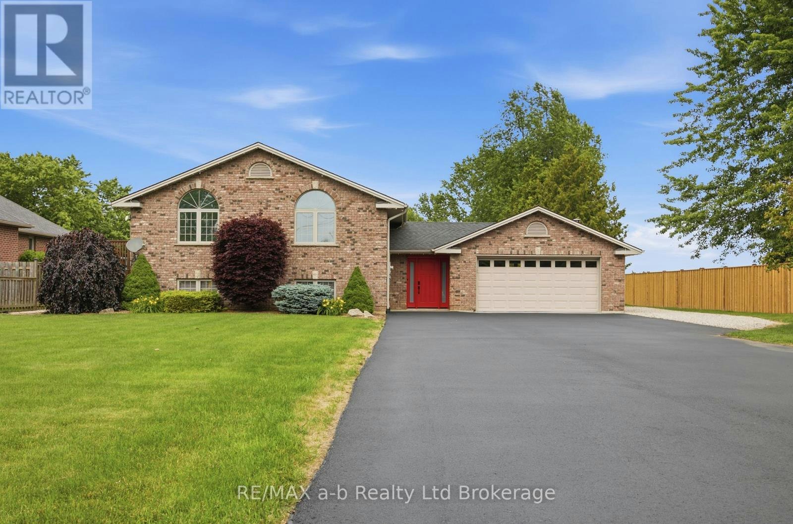 6744 Hacienda Road, Malahide, ON, N5H 2R5