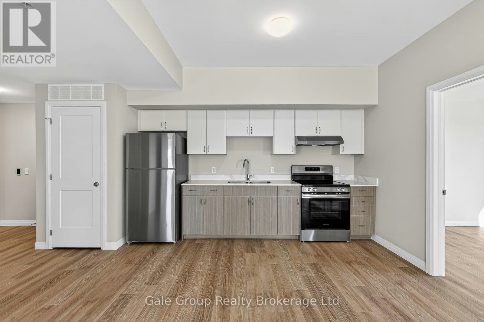 414-785 Southwood Way, Woodstock, ON, N4V 1G5 - 3