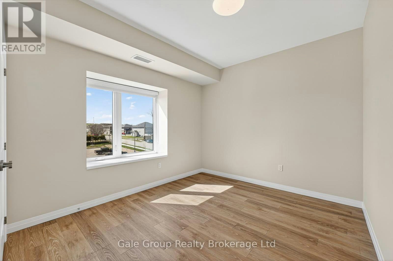 414-785 Southwood Way, Woodstock, ON, N4V 1G5 - 9