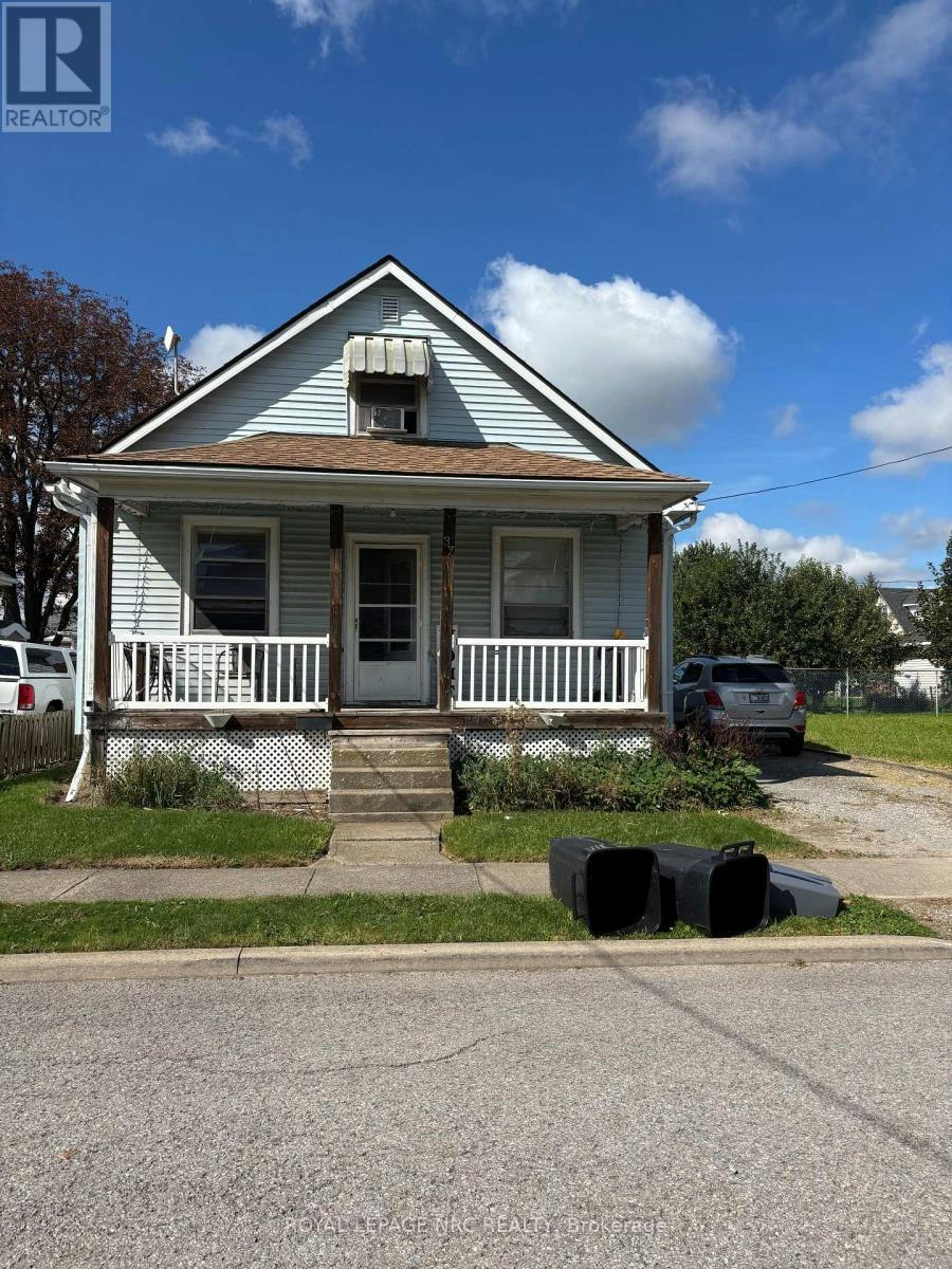 37 Battle Street, Thorold, ON, L2V 3W4