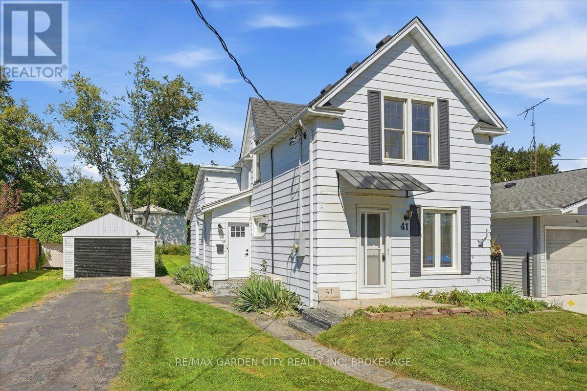 41 Port Robinson Road, Pelham, ON, L0S 1E0