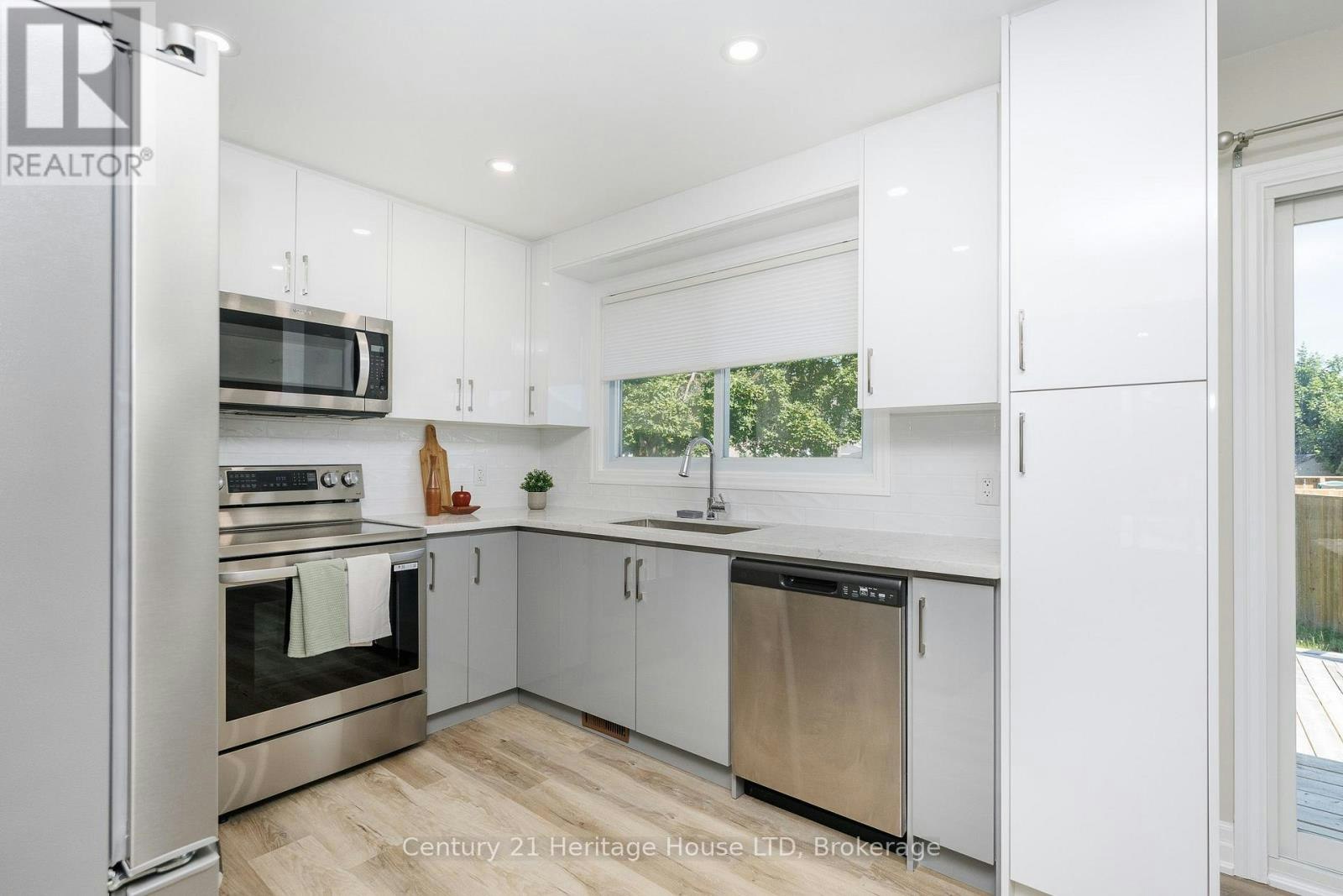 UPPER-37 Coronation Boulevard, St. Catharines, ON, L2S 2V2 - 6