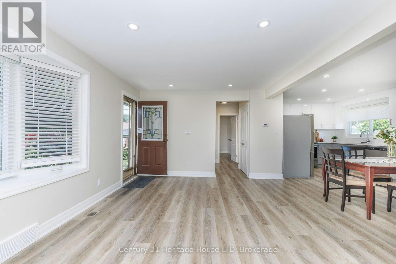 UPPER-37 Coronation Boulevard, St. Catharines, ON, L2S 2V2 - 4