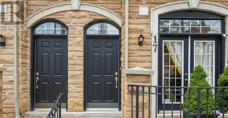17 Krawchuk Lane, Toronto, ON, M4G 4H4 - 2