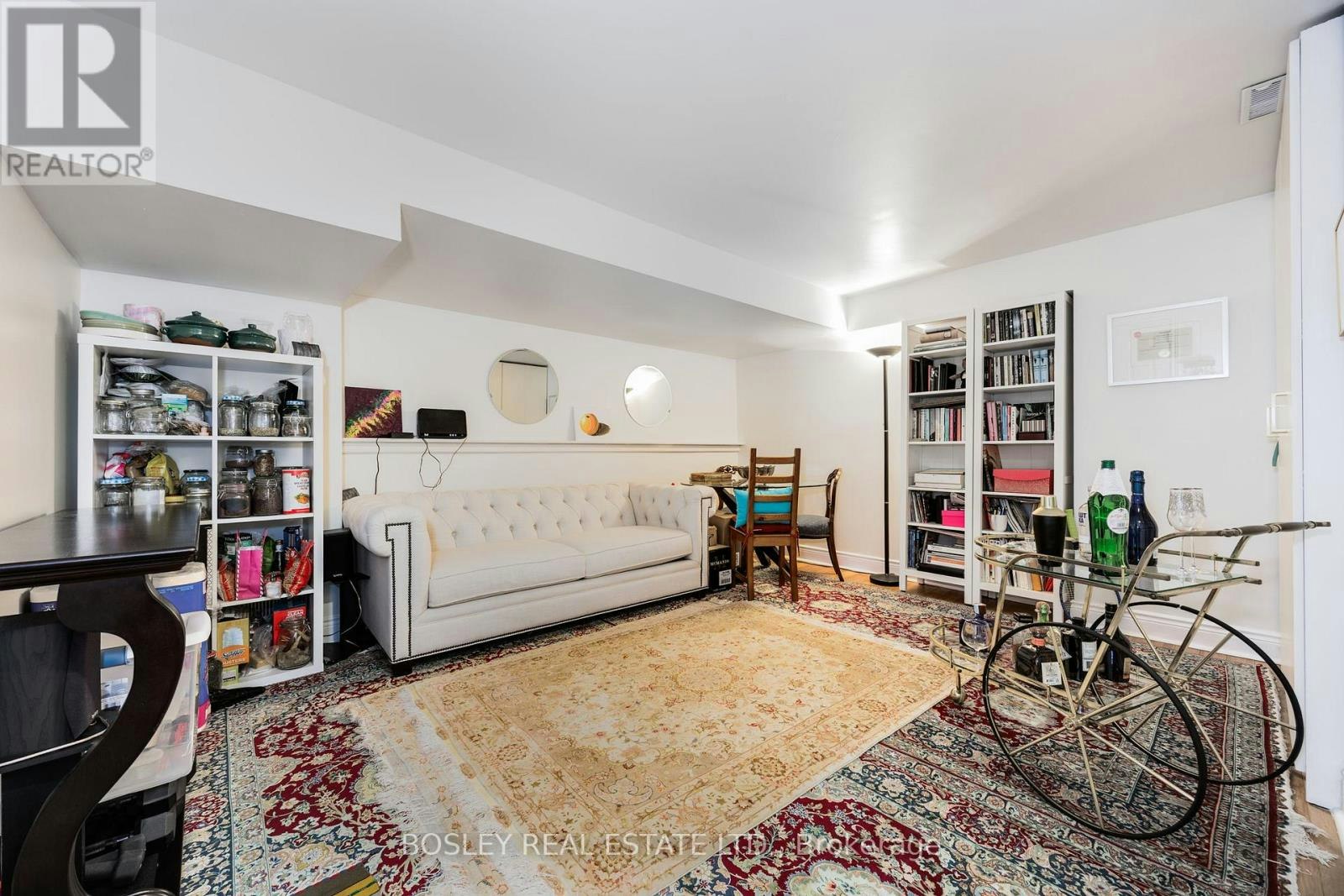 17 Krawchuk Lane, Toronto, ON, M4G 4H4 - 34
