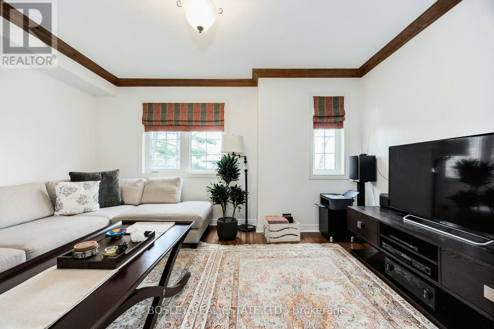17 Krawchuk Lane, Toronto, ON, M4G 4H4 - 30