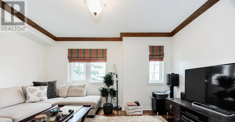 17 Krawchuk Lane, Toronto, ON, M4G 4H4 - 30