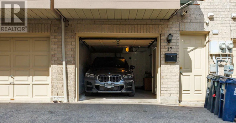 17 Krawchuk Lane, Toronto, ON, M4G 4H4 - 37