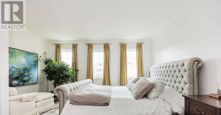 17 Krawchuk Lane, Toronto, ON, M4G 4H4 - 17