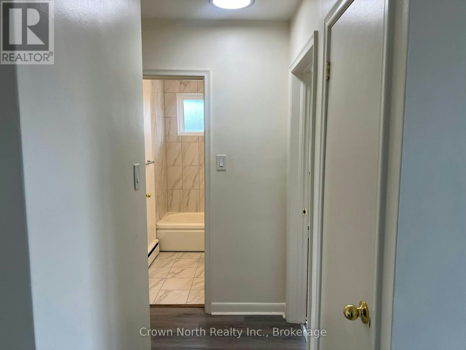 4-239 Montrave Avenue, Oshawa, ON, L1J 4R9 - 8