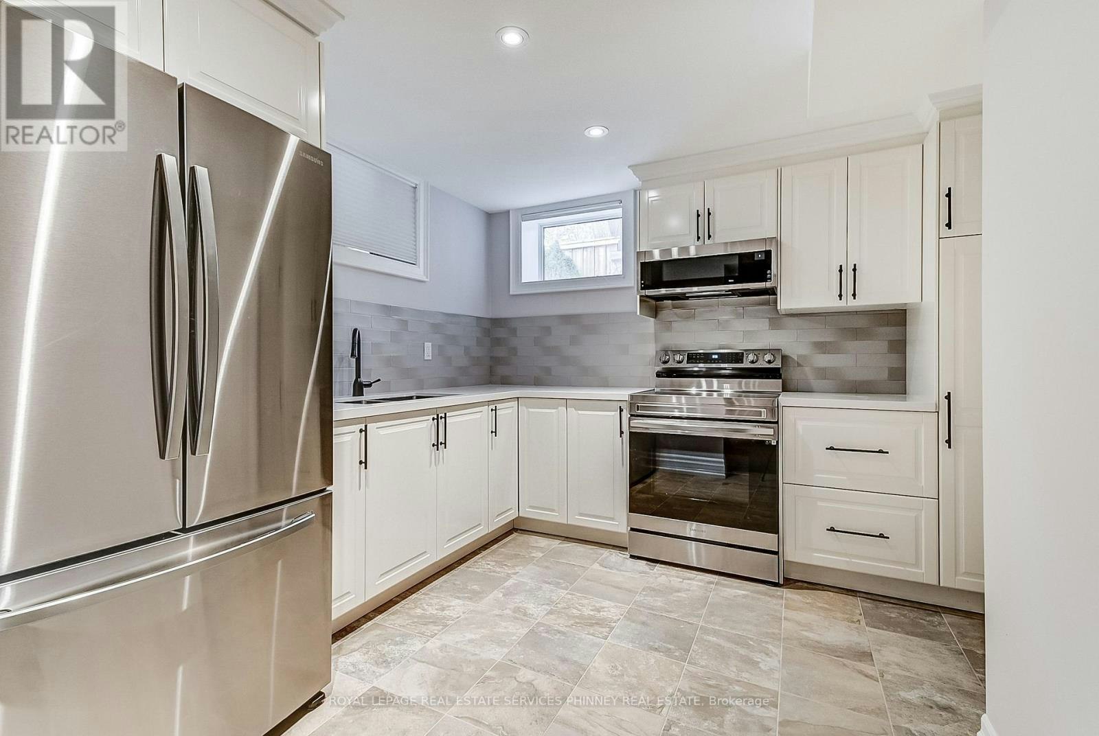 1569 Wembury Road, Mississauga, ON, L5J 2L8 - 32
