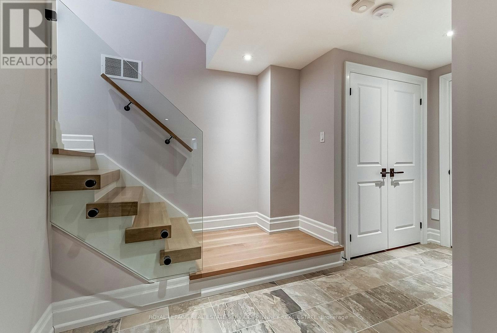 1569 Wembury Road, Mississauga, ON, L5J 2L8 - 28
