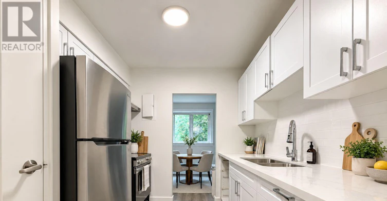 203-227 Cathcart Street, London, ON - 2