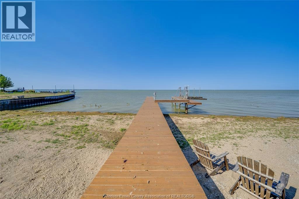 13902 Riverside Drive, Tecumseh, ON, N8W 1B6 - 34