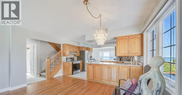 13902 Riverside Drive, Tecumseh, ON, N8W 1B6 - 8