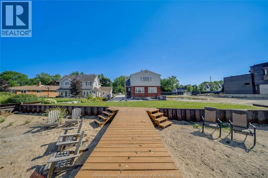 13902 Riverside Drive, Tecumseh, ON, N8W 1B6 - 32