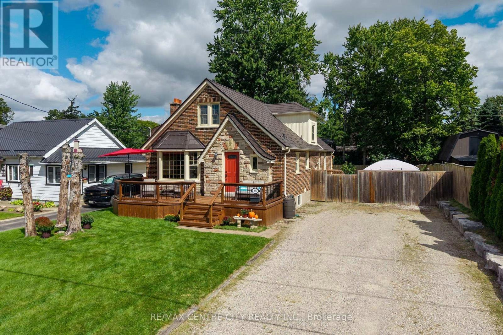 227 Beattie Street, Strathroy, ON, N7G 2X3