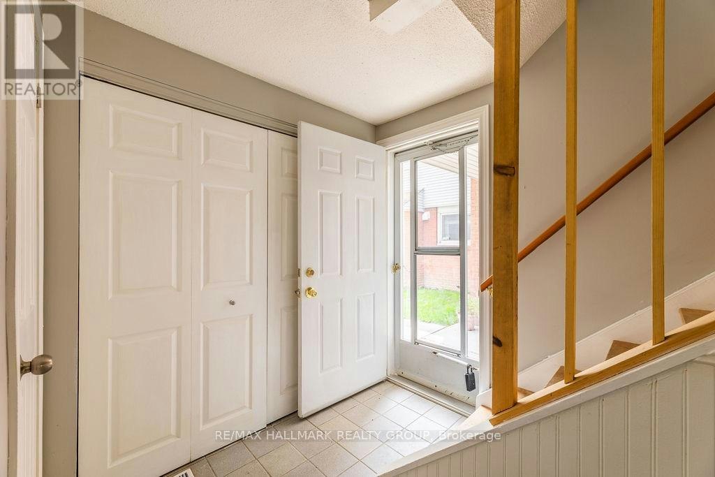 98-1045 Morrison Drive, Ottawa, ON, K2H 7L2 - 4