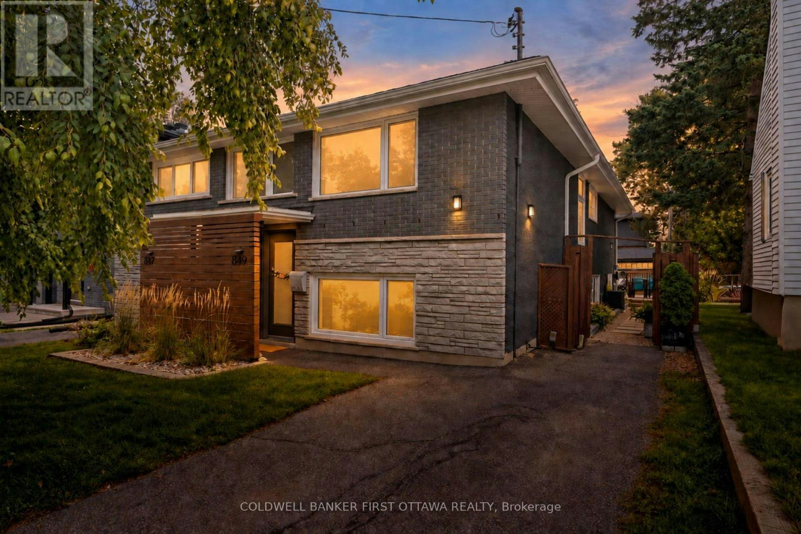 849 Maplewood Avenue, Ottawa, ON, K2B 5V4