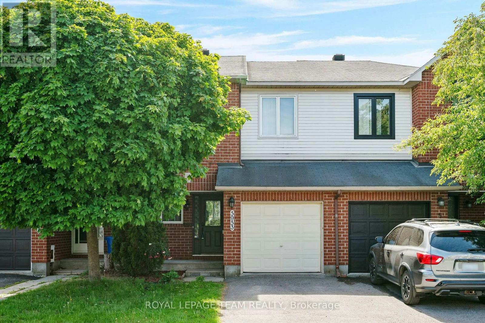 5953 Pineglade Crescent, Ottawa, ON, K1W 1G9