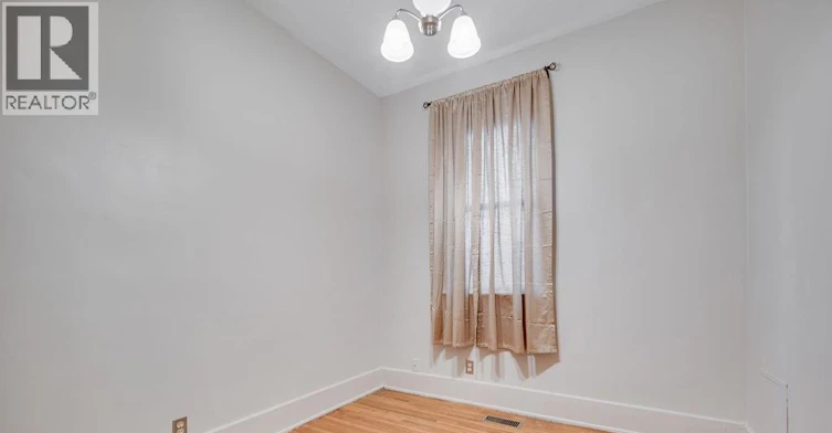 MAIN FLOOR-1346 Parent Avenue, Windsor, ON, N8X 4J3 - 12