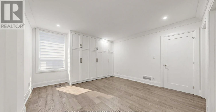 124 Kendal Avenue, Toronto, ON, M5R 1L9 - 12