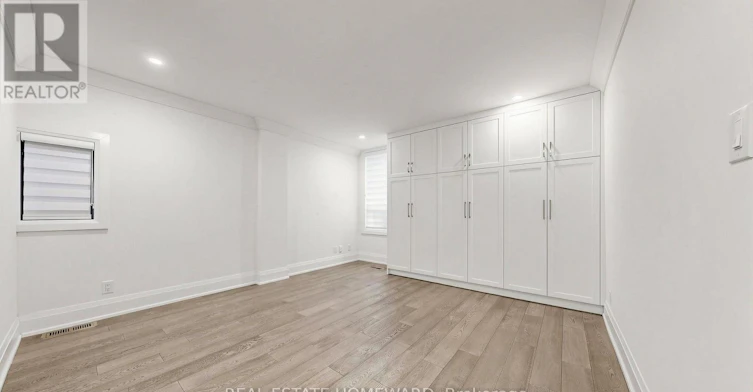 124 Kendal Avenue, Toronto, ON, M5R 1L9 - 13