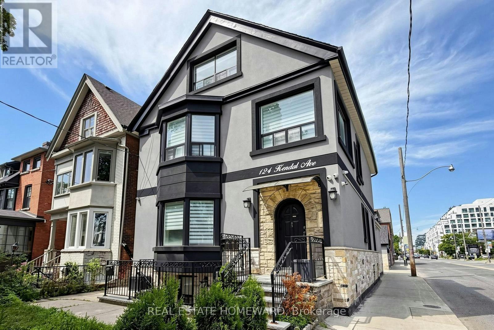 124 Kendal Avenue, Toronto, ON, M5R 1L9