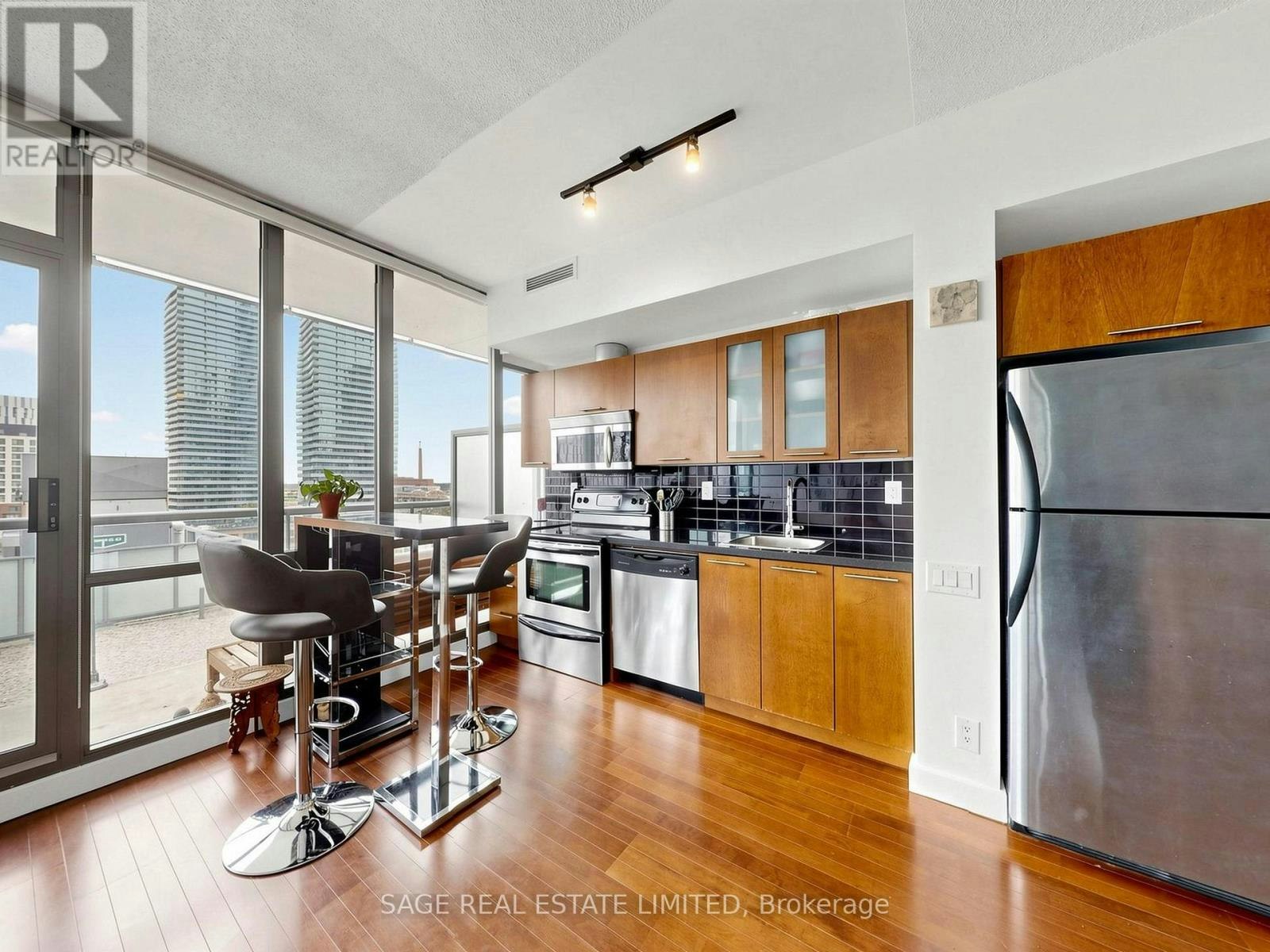 1003-33 Mill Street, Toronto, ON, M5A 3R3 - 9