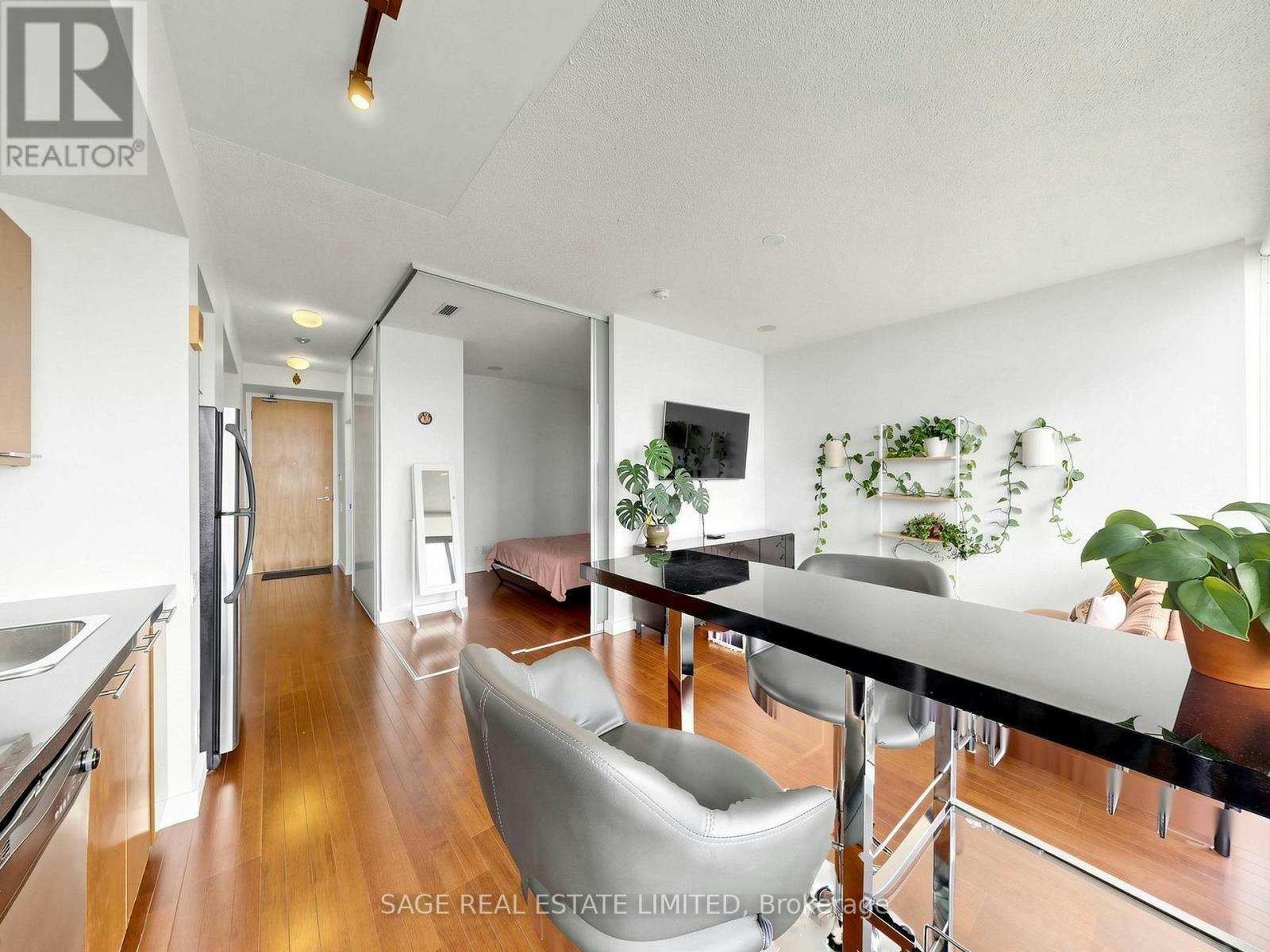 1003-33 Mill Street, Toronto, ON, M5A 3R3 - 16