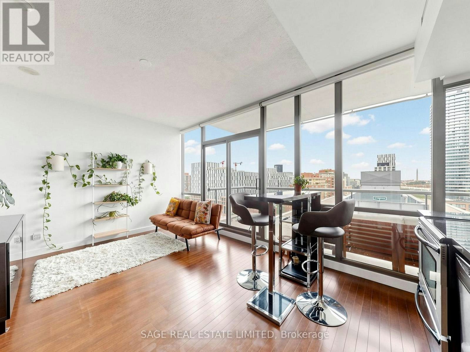 1003-33 Mill Street, Toronto, ON, M5A 3R3 - 12