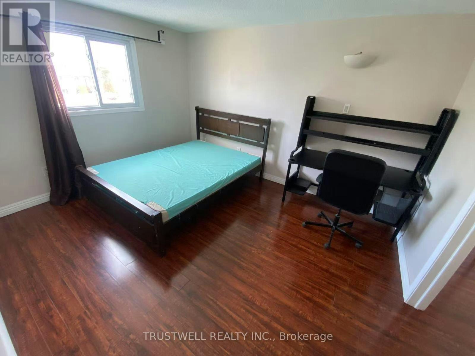 9 Whistling Hills Drive, Toronto, ON, M1V 2B6 - 8