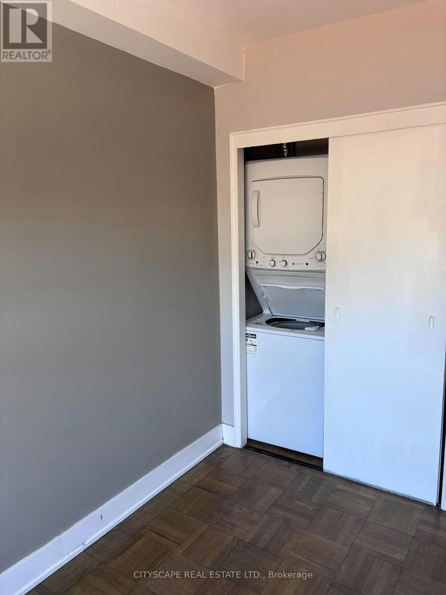 135 Sammon Avenue, Toronto, ON, M4J 1Y9 - 9