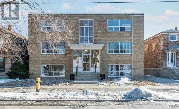 135 Sammon Avenue, Toronto, ON, M4J 1Y9