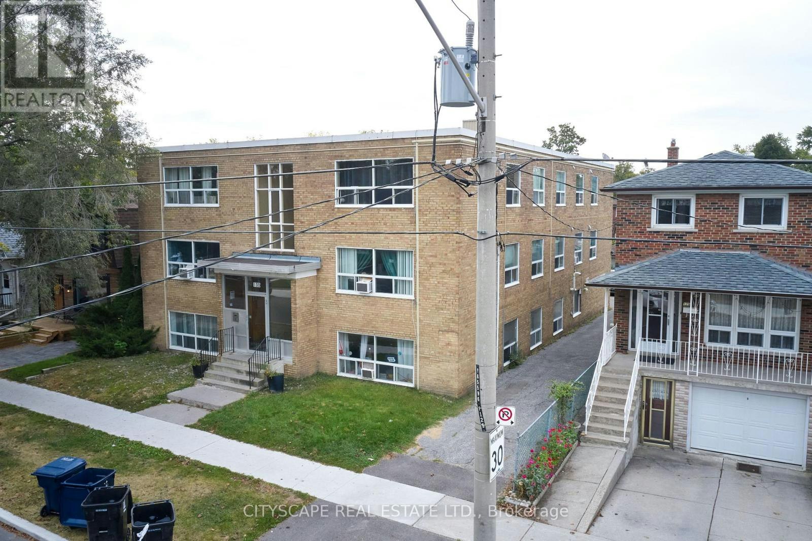 135 Sammon Avenue, Toronto, ON, M4J 1Y9