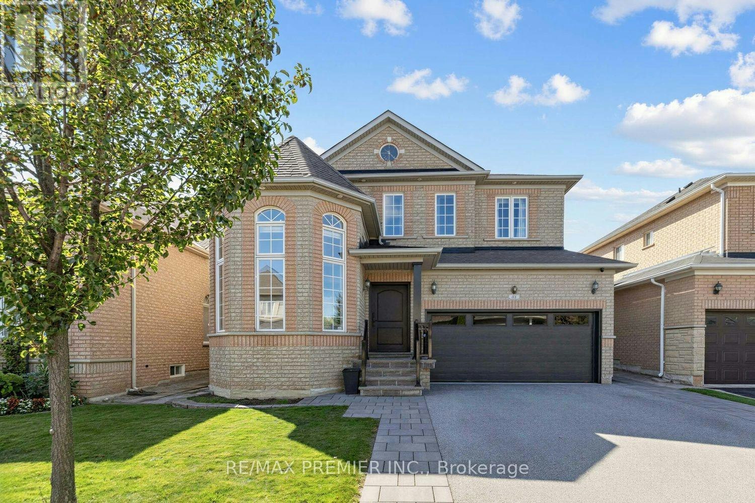 47 Berry Trail, Vaughan, ON, L4H 2T4