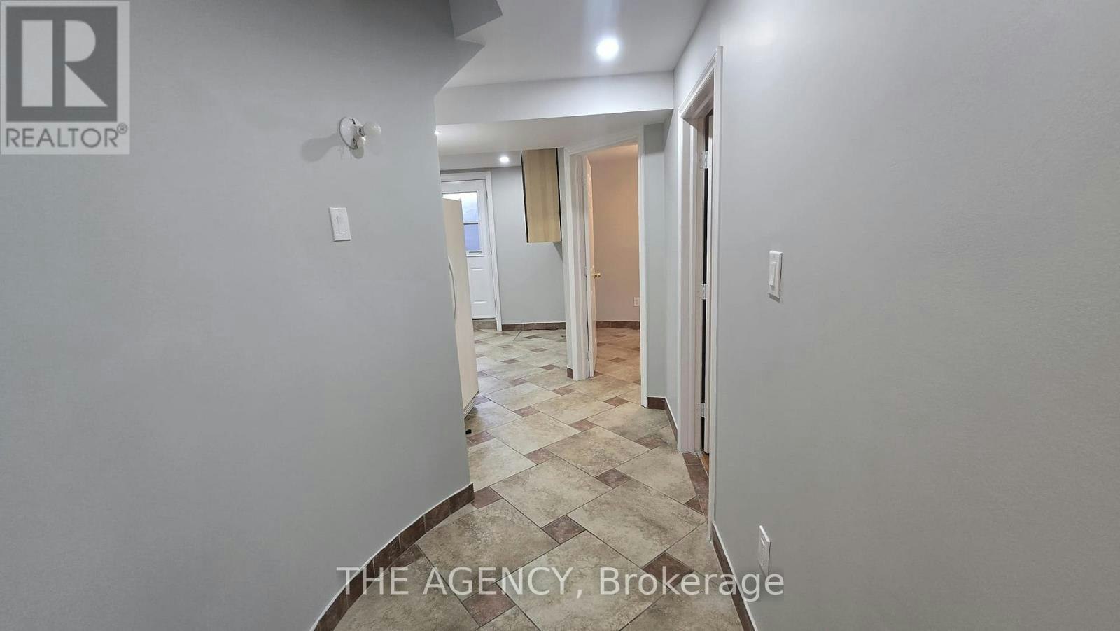 120 Valley Vista Drive, Vaughan, ON, L6A 0Z3 - 12