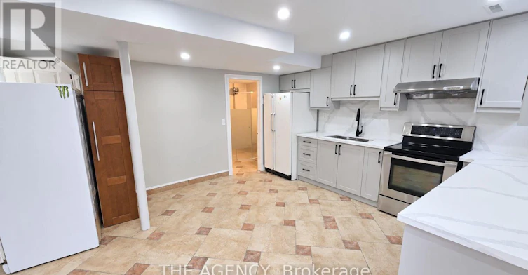 120 Valley Vista Drive, Vaughan, ON, L6A 0Z3 - 3