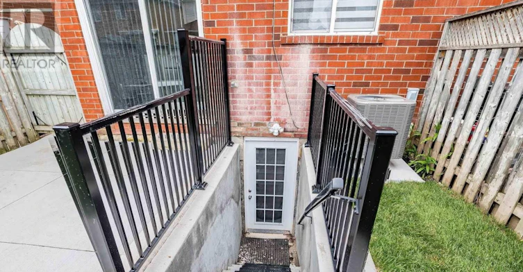 BASEMENT-7 Dunlop Court, Brampton, ON, L6X 4Z8 - 8