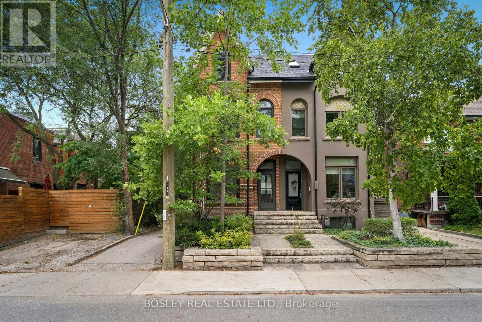 62 Pearson Avenue, Toronto, ON, M6R 1G1