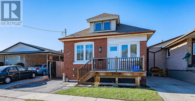 257 Tragina Avenue N, Hamilton, ON, L8H 5C9 - 2