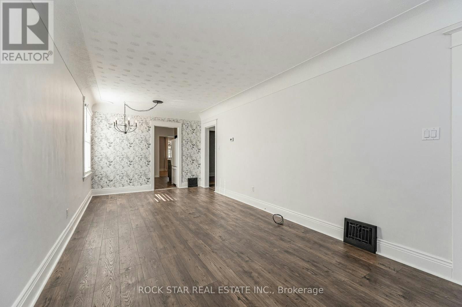 257 Tragina Avenue N, Hamilton, ON, L8H 5C9 - 5