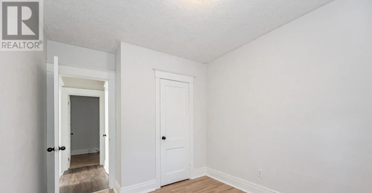 257 Tragina Avenue N, Hamilton, ON, L8H 5C9 - 11