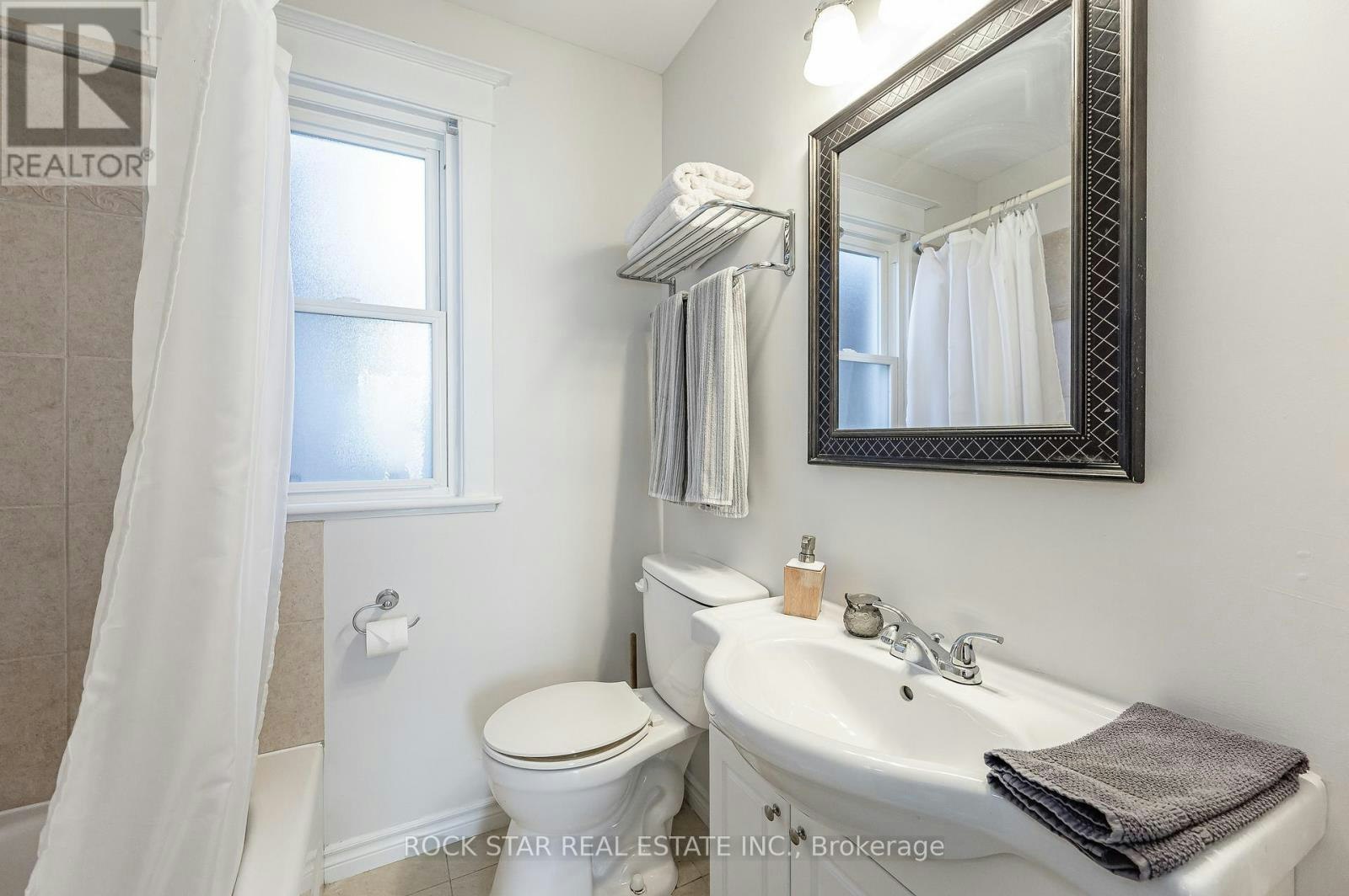 257 Tragina Avenue N, Hamilton, ON, L8H 5C9 - 16